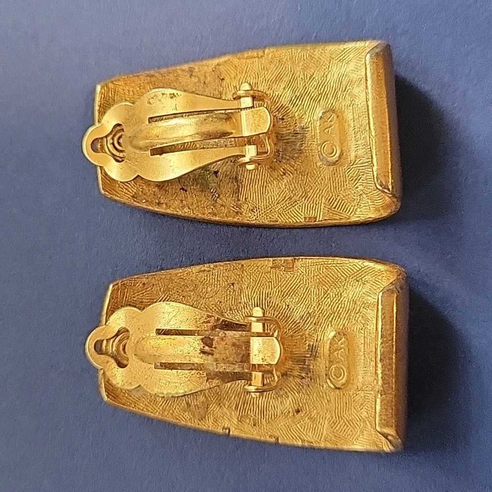 Vintage Anne Klein Brushed Gold Tone Rectangular Clip On Earrings - Picture 2 of 4